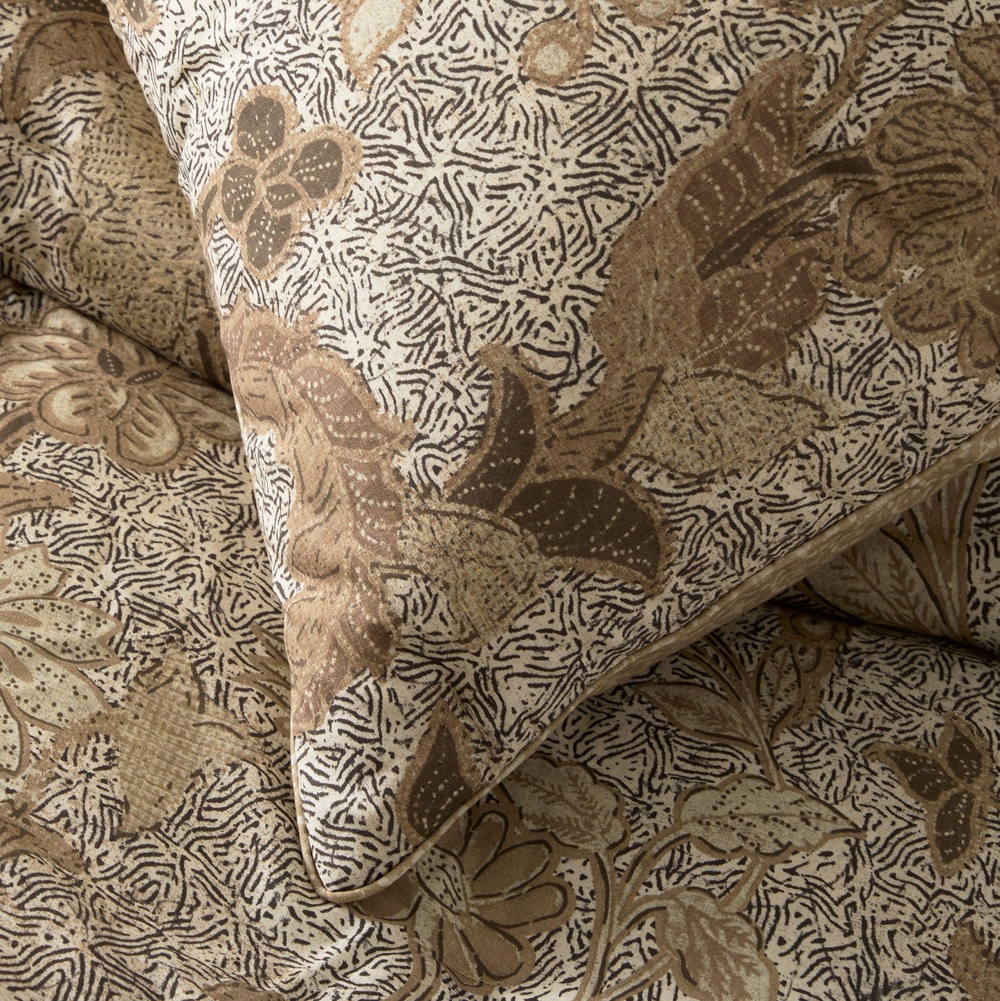 Ellory Comforter & Shams