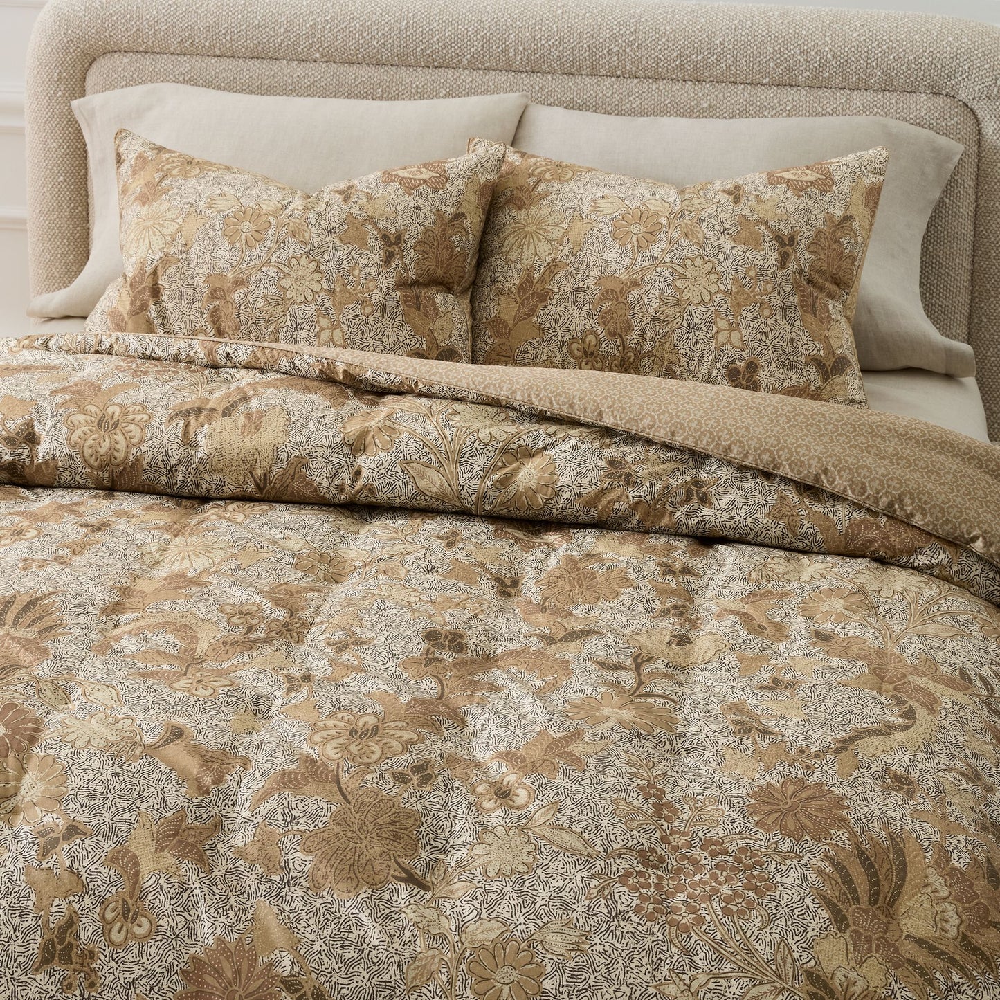 Ellory Comforter & Shams