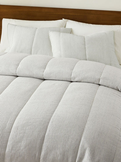 Heathered Linear Comforter & Shams