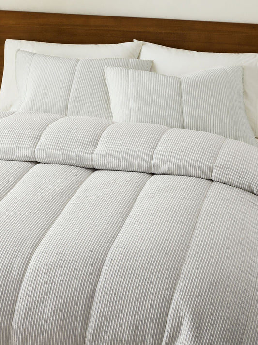 Heathered Linear Comforter & Shams